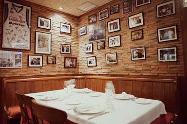 Comedor interior del restaurante
